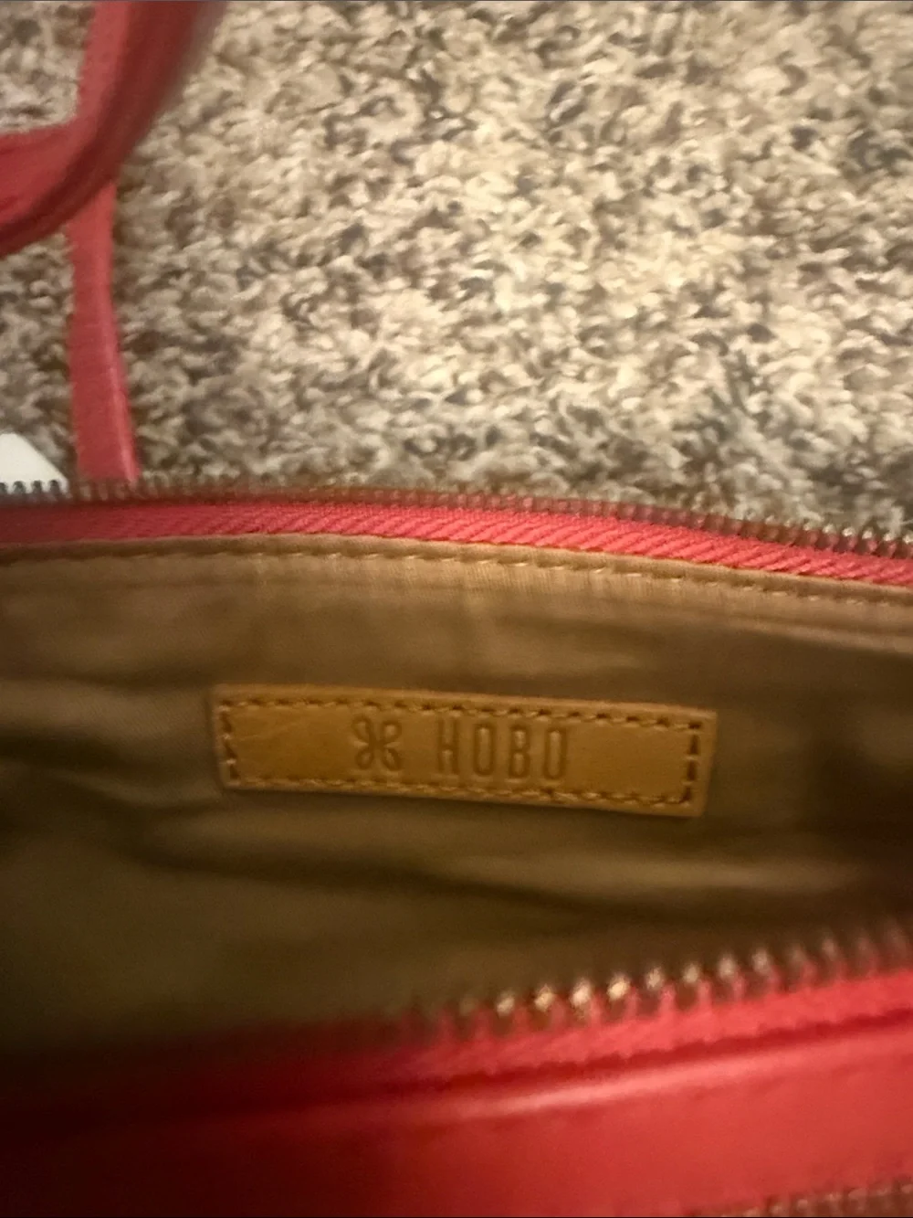 HOBO NWT  CARA ~ leTger crossbody bag ~ hibiscus 🌸